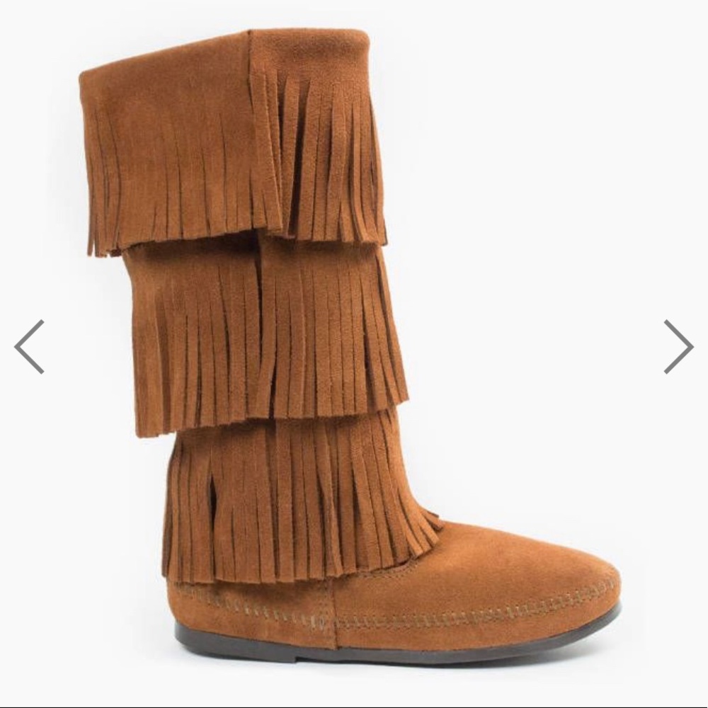 Minnetonka 1638 3 Layer Fringe Boots Genuine Suede  Size‎ 7 Like New W/ B…